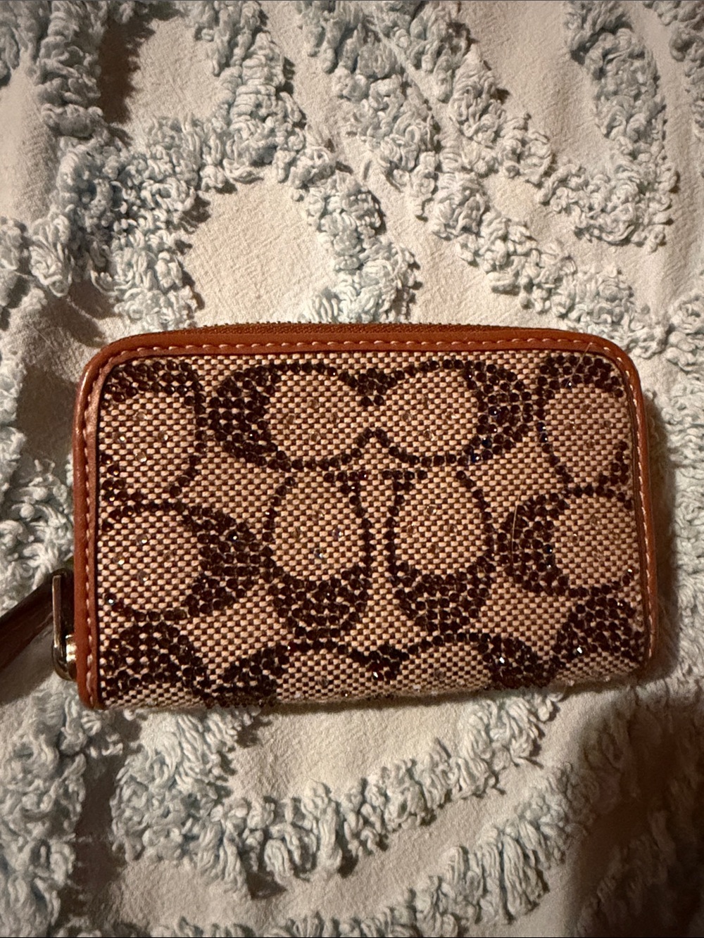 Coach Glitter Signature Zip Card Case in Brown and Tan - Picture 2 of 4